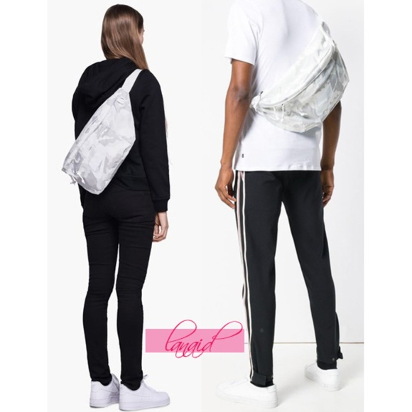 nike tech waist bag white